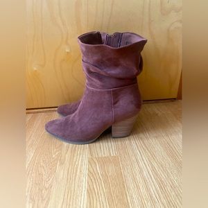 Universal thread boots